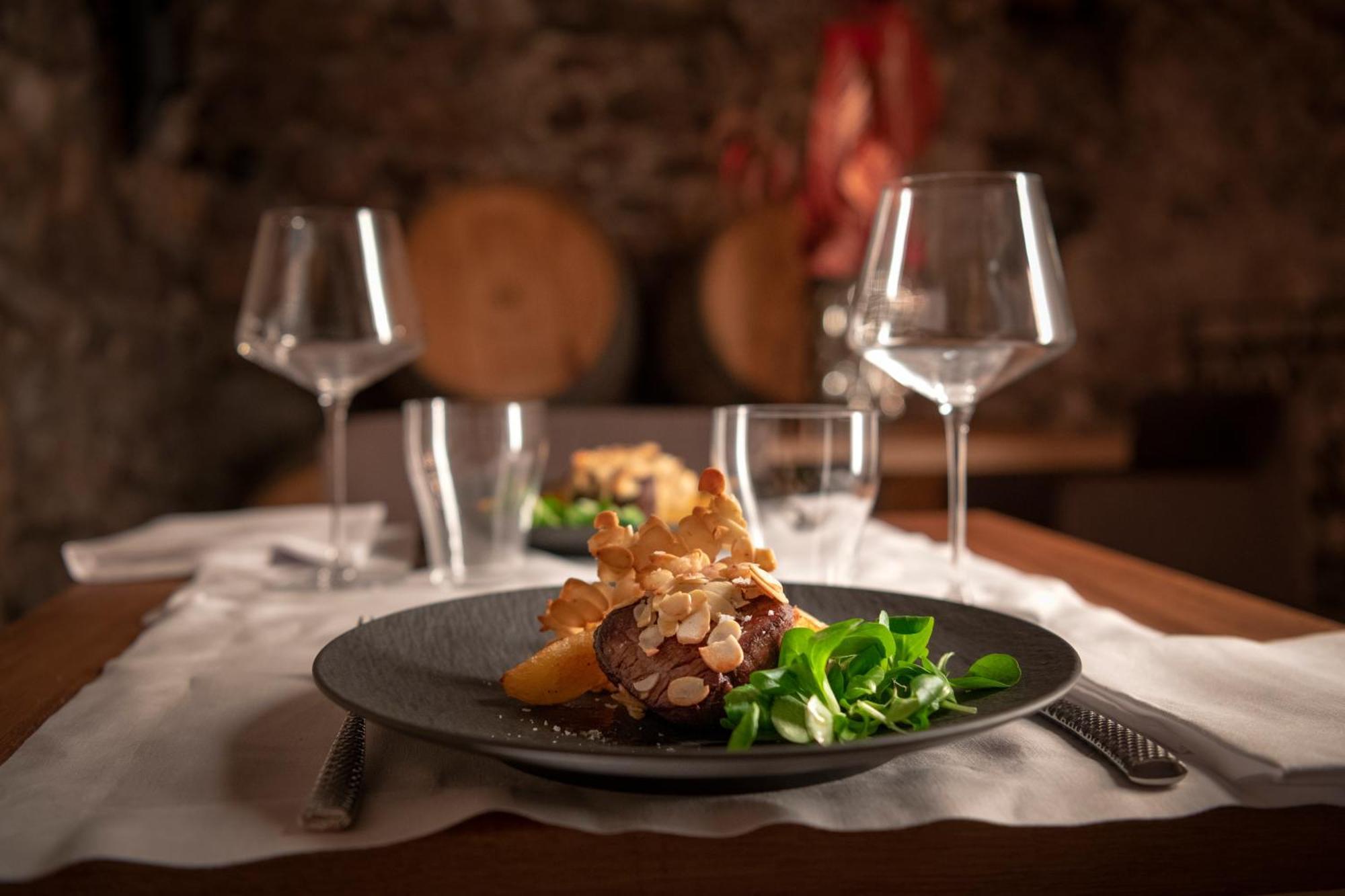 Castel Hoertenberg Bolzano Bagian luar foto